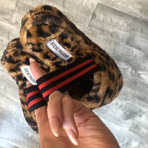 LAST PAIR! Steve Madden Fuzz Slippers Leopard  7 - Picture 2 of 5